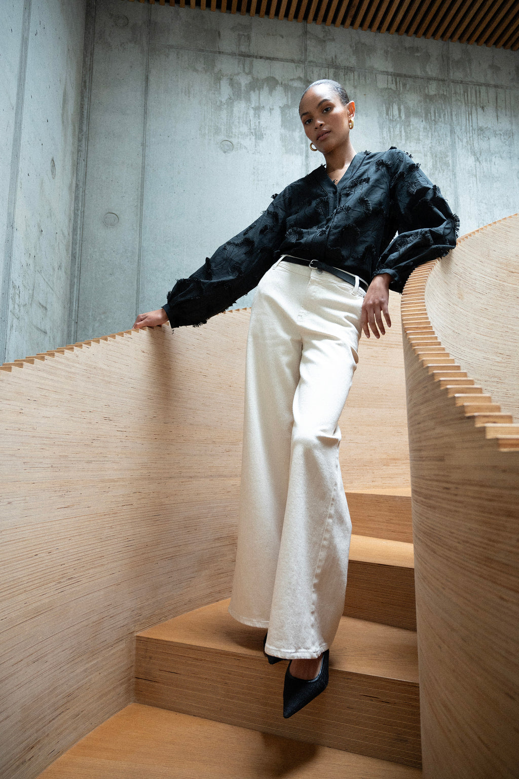 unoa 【Plie Sleeve】 NUDIE BEIGE × BLACK unoa 【Plie Sleeve】 NUDIE BEIGE × BLACK Beige Mesh